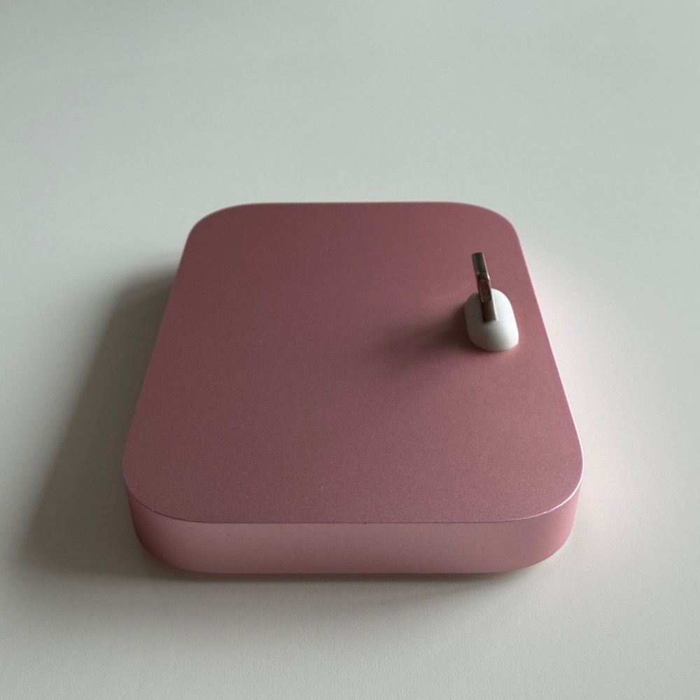 Apple Charger Stand / Lightning Dock - Rose Gold Metallic A1717 - Picture 4 of 5